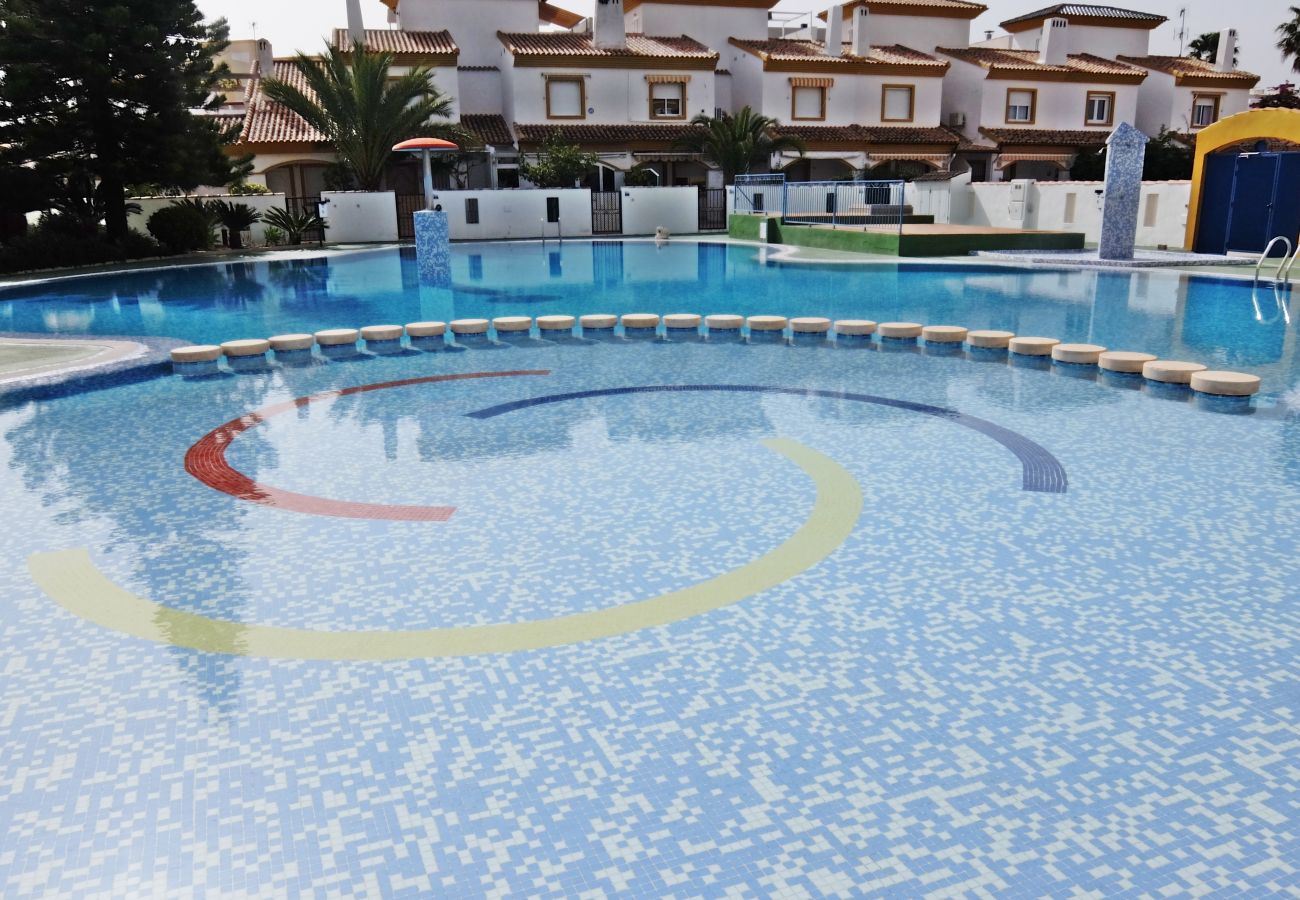 Apartamento en Oliva - FAMILY HOUSE - POLIGONO 4 14/16 Apartamento en Oliva - FAMILY HOUSE - POLIGONO 4 14/16