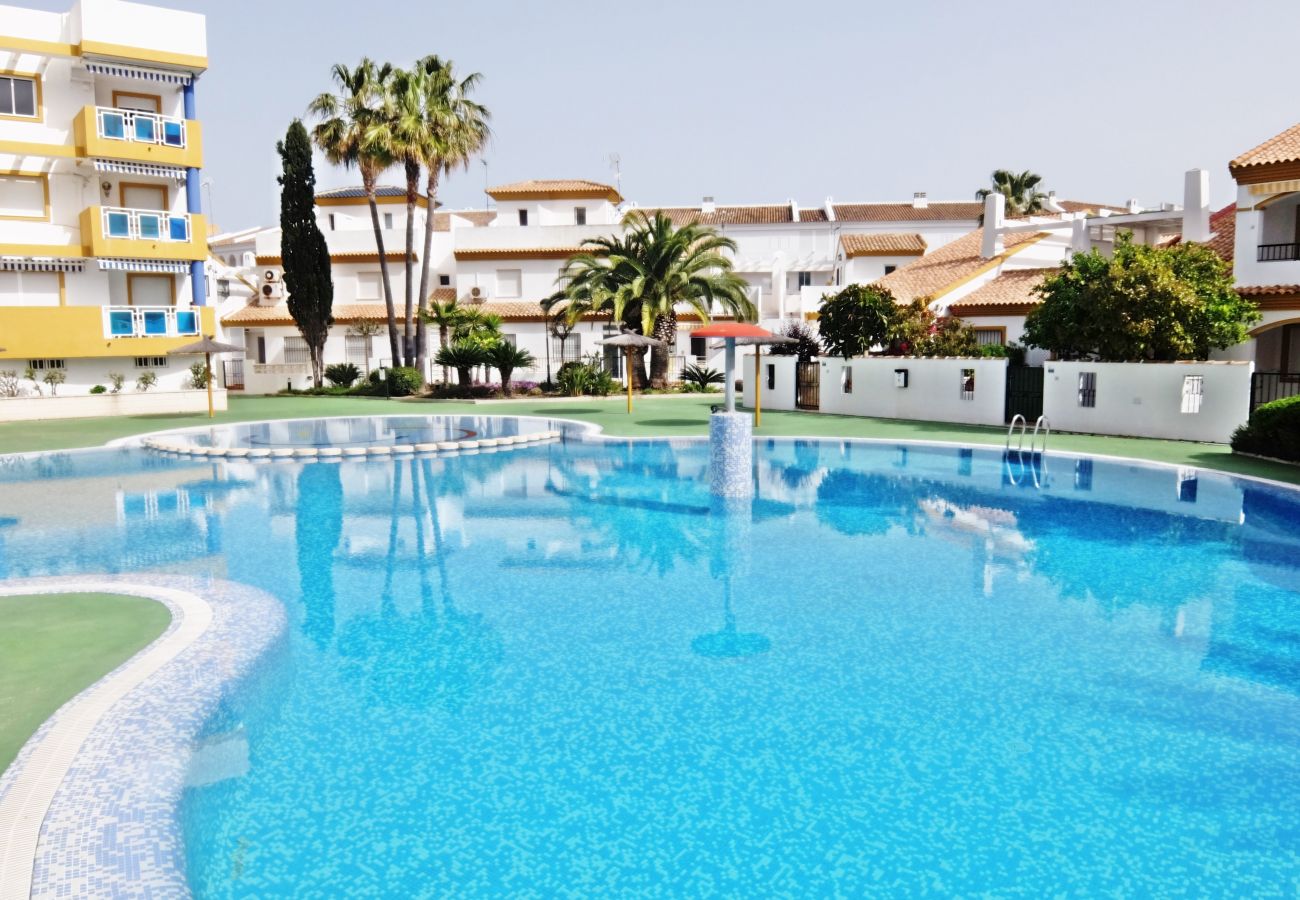 Apartamento en Oliva - FAMILY HOUSE - POLIGONO 4 14/16 Apartamento en Oliva - FAMILY HOUSE - POLIGONO 4 14/16