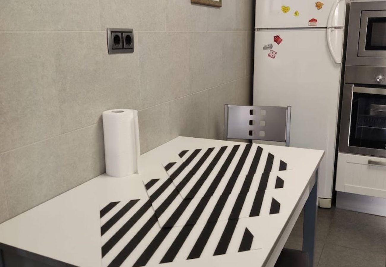 Apartamento en Gijón - 1A154 GIJÓN PLAYA Apartamento para 5 pax