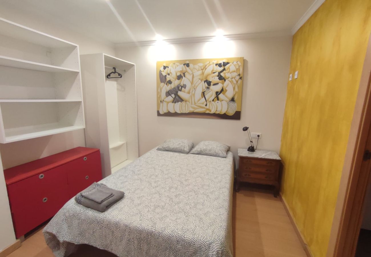 Apartamento en Oviedo - 625B 4 Suites Pumarín