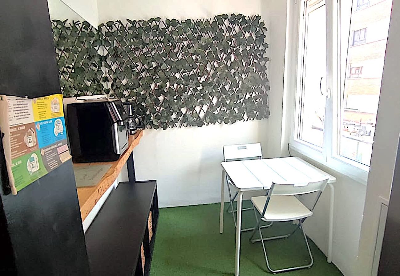 Apartamento en Oviedo - 625B 4 Suites Pumarín