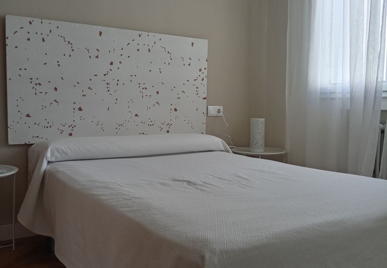 Apartamento en Gijón - 1A155 Apartamento en Gijón para 7 Pax