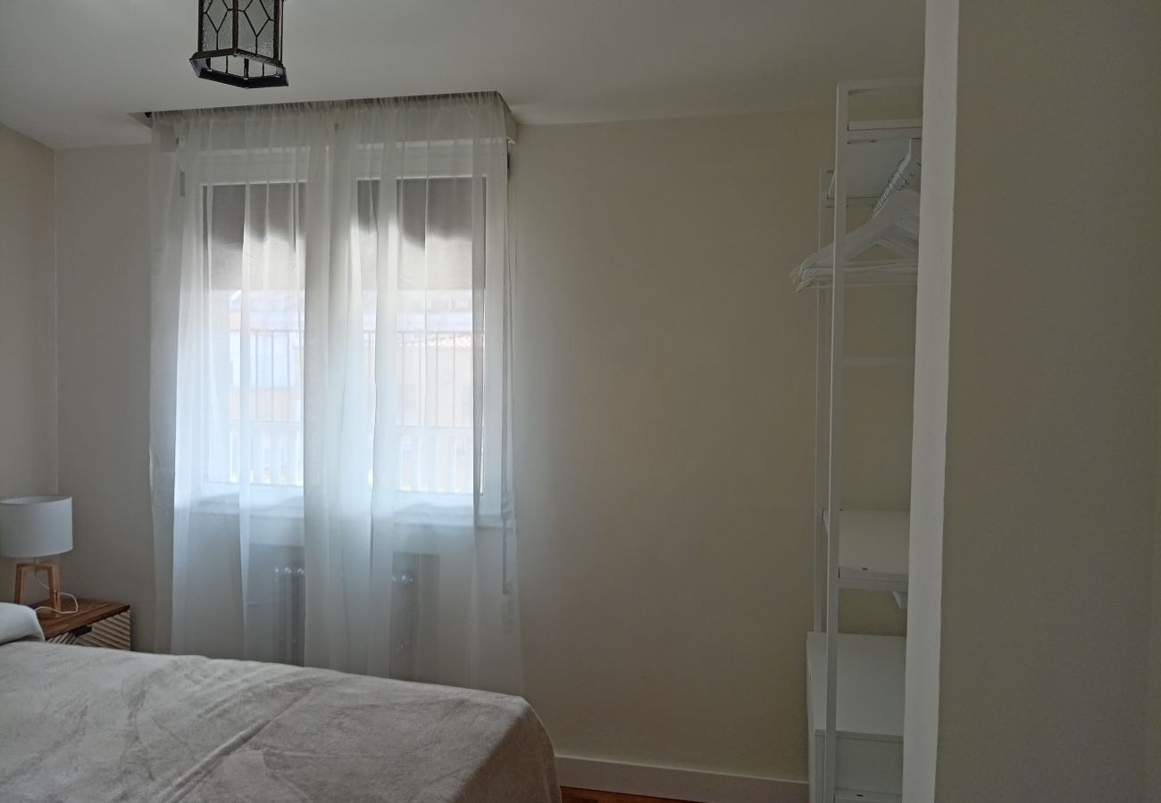 Apartamento en Gijón - 1A155 Apartamento en Gijón para 7 Pax