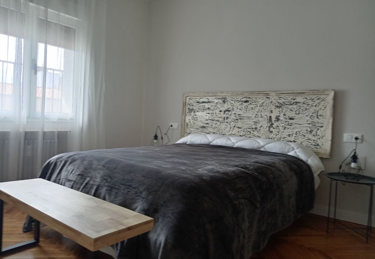 Apartamento en Gijón - 1A155 Apartamento en Gijón para 7 Pax
