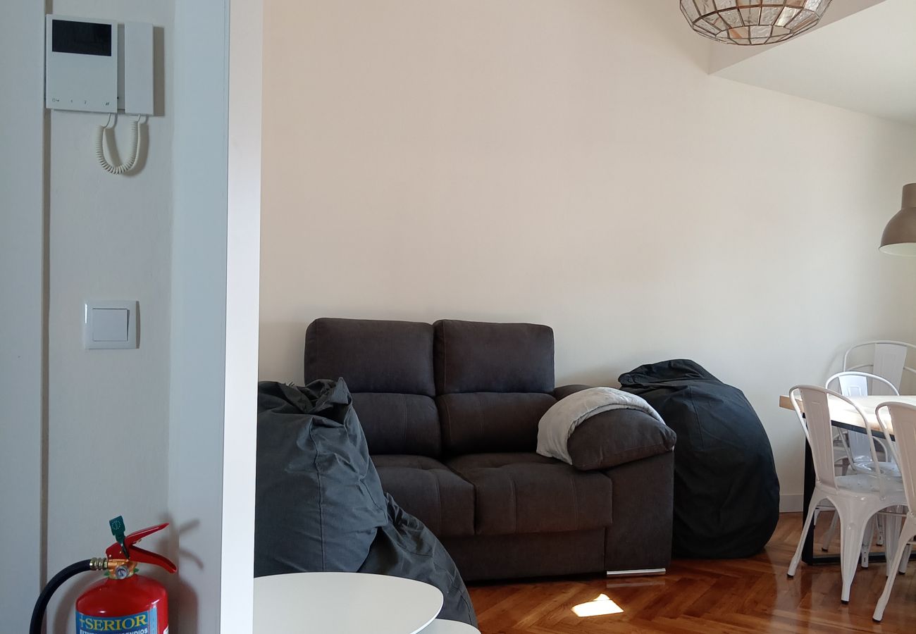 Apartamento en Gijón - 1A155 Apartamento en Gijón para 7 Pax