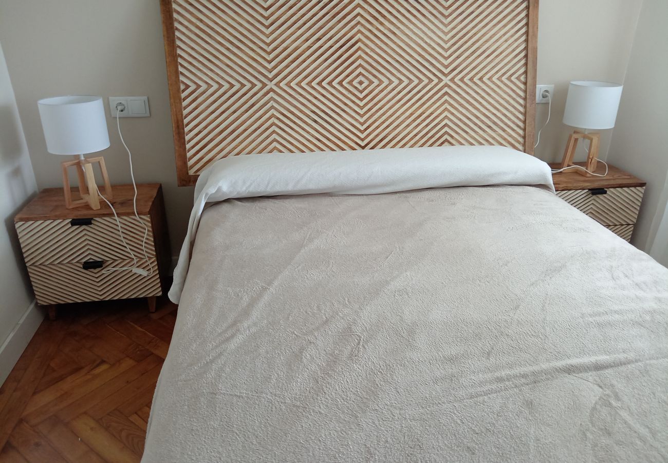 Apartamento en Gijón - 1A155 Apartamento en Gijón para 7 Pax