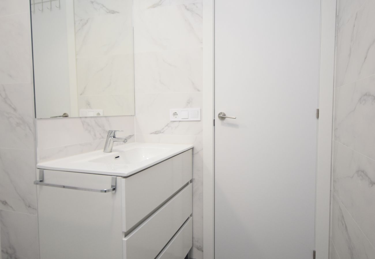 Estudio en Benidorm - COBLANCA 1  21-3