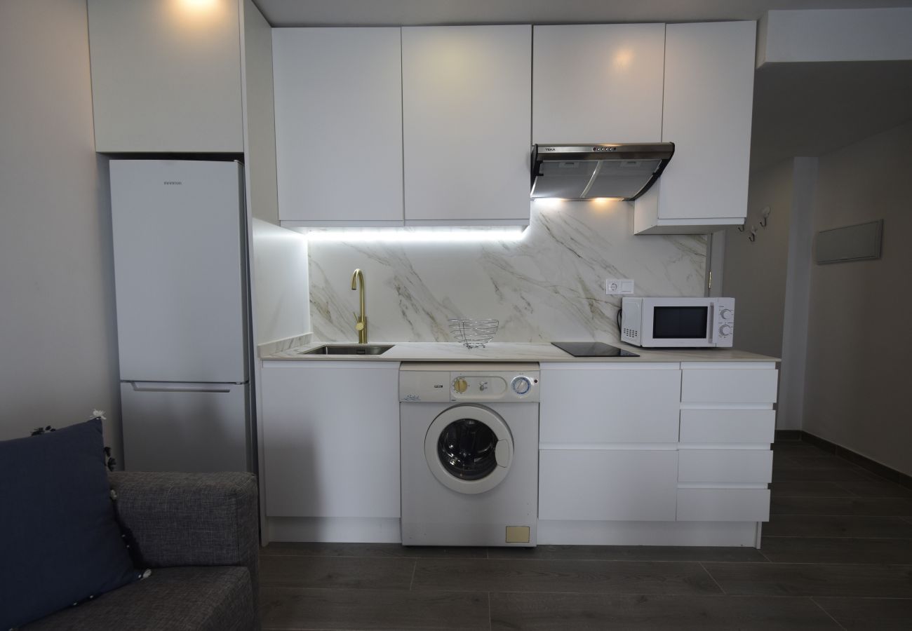 Estudio en Benidorm - COBLANCA 1  21-3