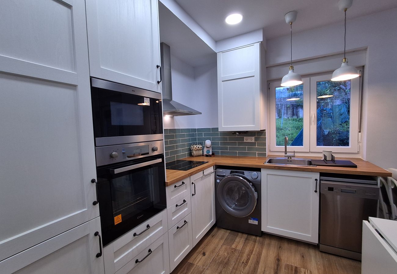 Apartamento en Langreo - 33A03 Apto para 4 pax en Langreo