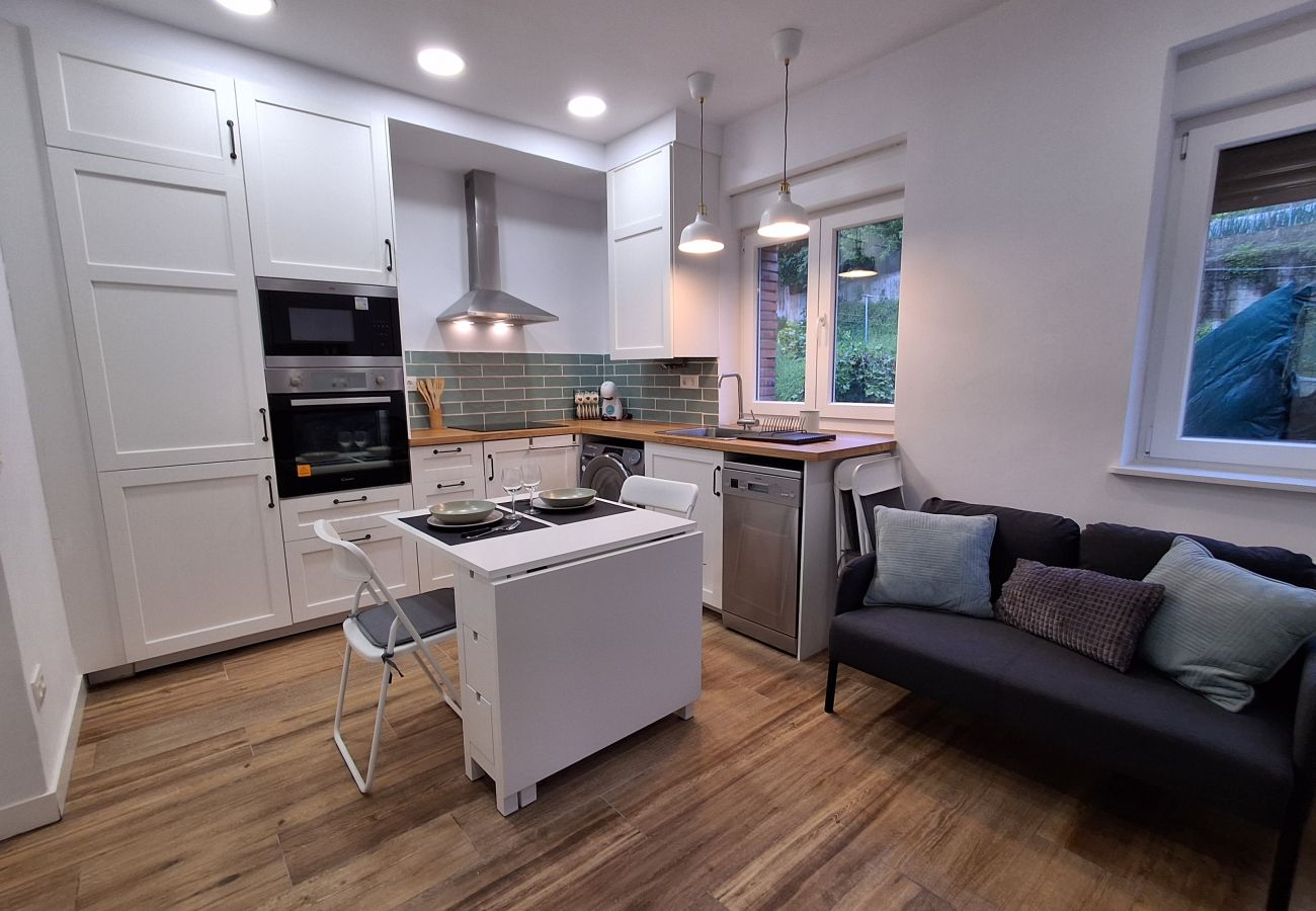 Apartamento en Langreo - 33A03 Apto para 4 pax en Langreo
