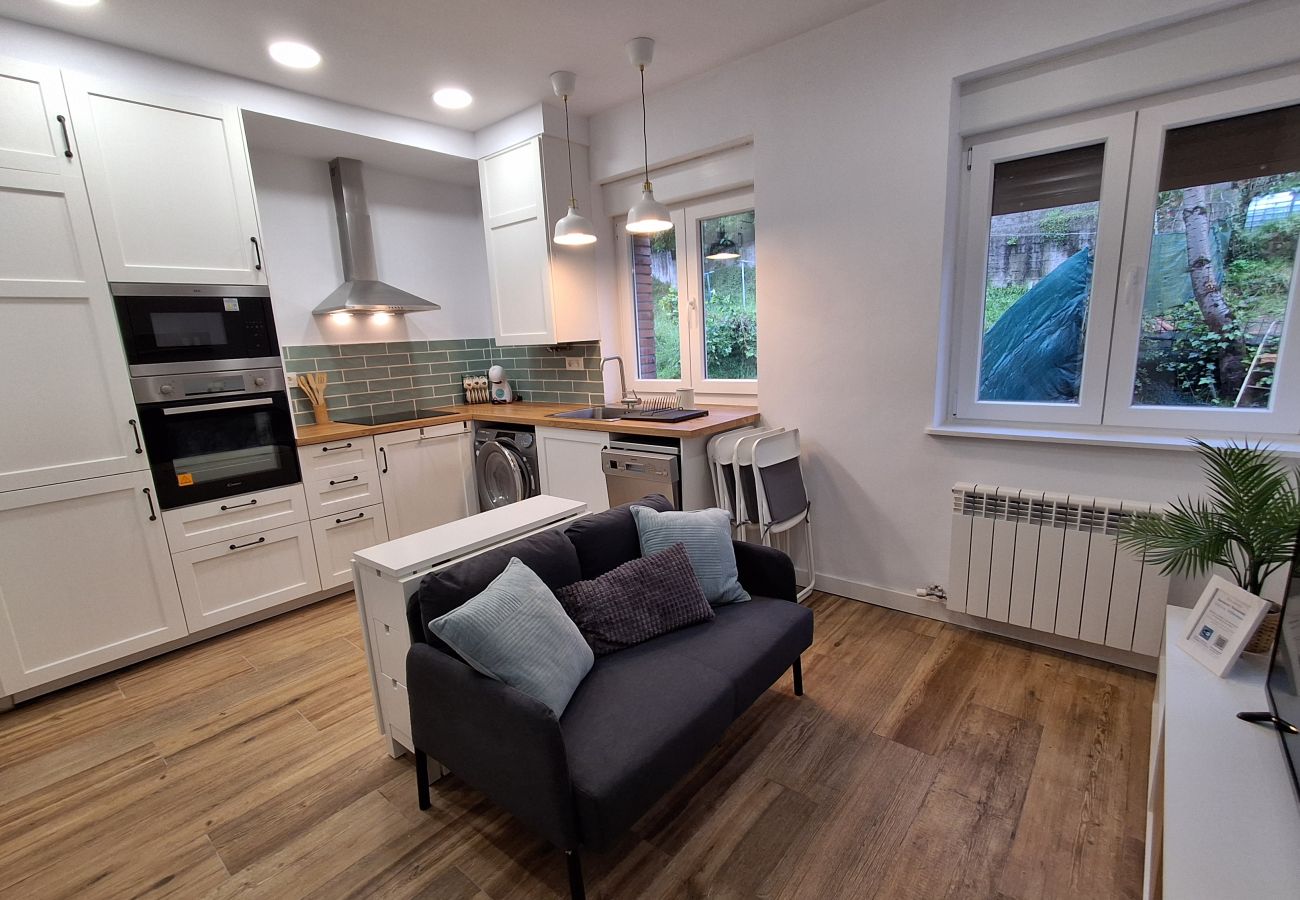 Apartamento en Langreo - 33A03 Apto para 4 pax en Langreo