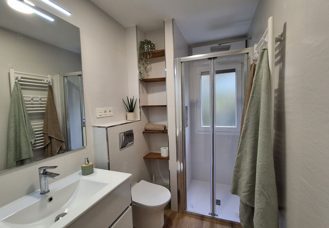 Apartamento en Langreo - 33A03 Apto para 4 pax en Langreo