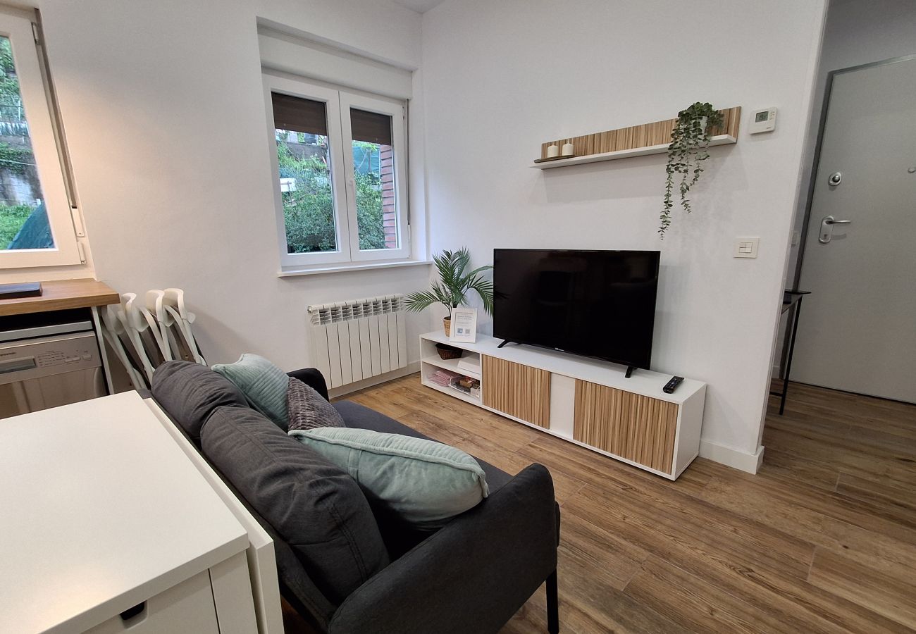 Apartamento en Langreo - 33A03 Apto para 4 pax en Langreo