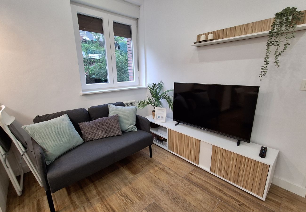 Apartamento en Langreo - 33A03 Apto para 4 pax en Langreo