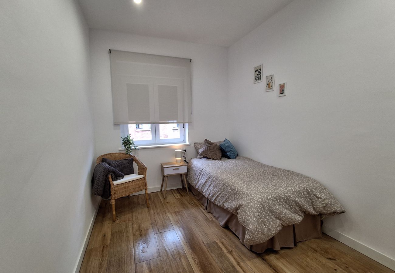 Apartamento en Langreo - 33A03 Apto para 4 pax en Langreo