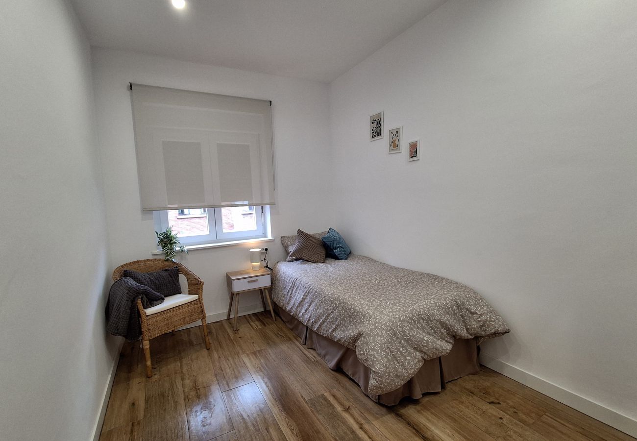 Apartamento en Langreo - 33A03 Apto para 4 pax en Langreo