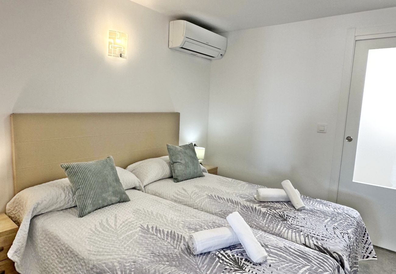 Apartamento en Gandia - ROMPEOLAS 1ª - 5º - 21