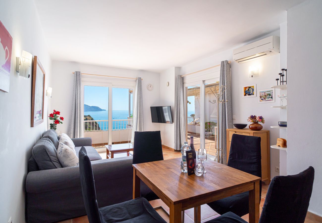 Apartamento en Nerja - Capistrano Playa 404 by Casasol