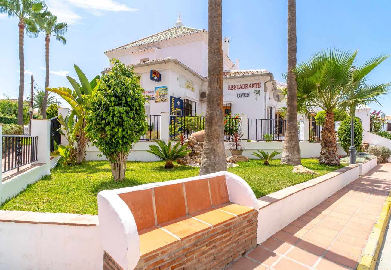 Apartamento en Nerja - Capistrano Playa 404 by Casasol