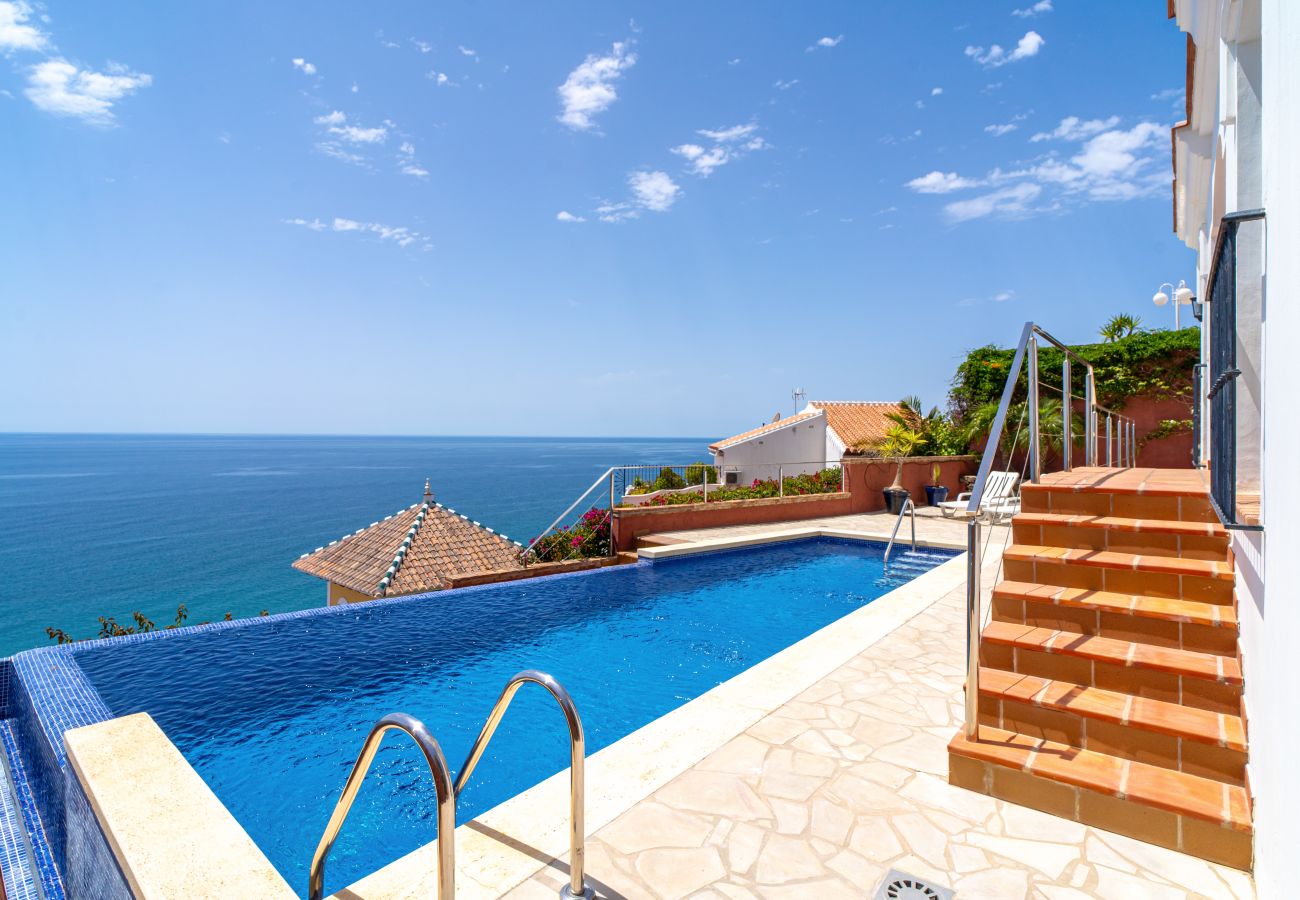 Villa en Nerja - Villa Prime Seaview by Casasol