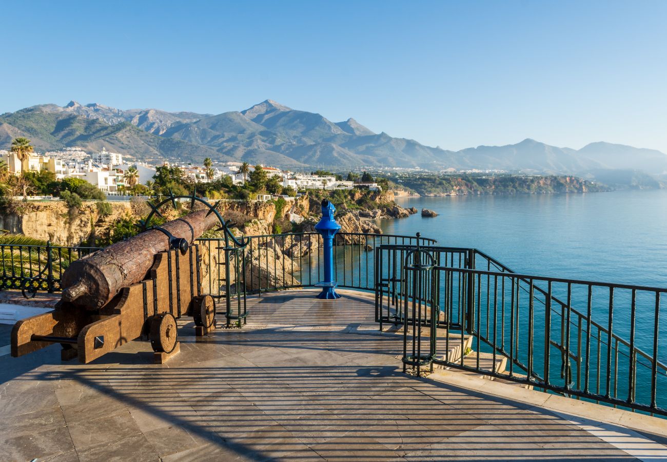 Apartamento en Nerja - Balcon de Europa Living by Casasol