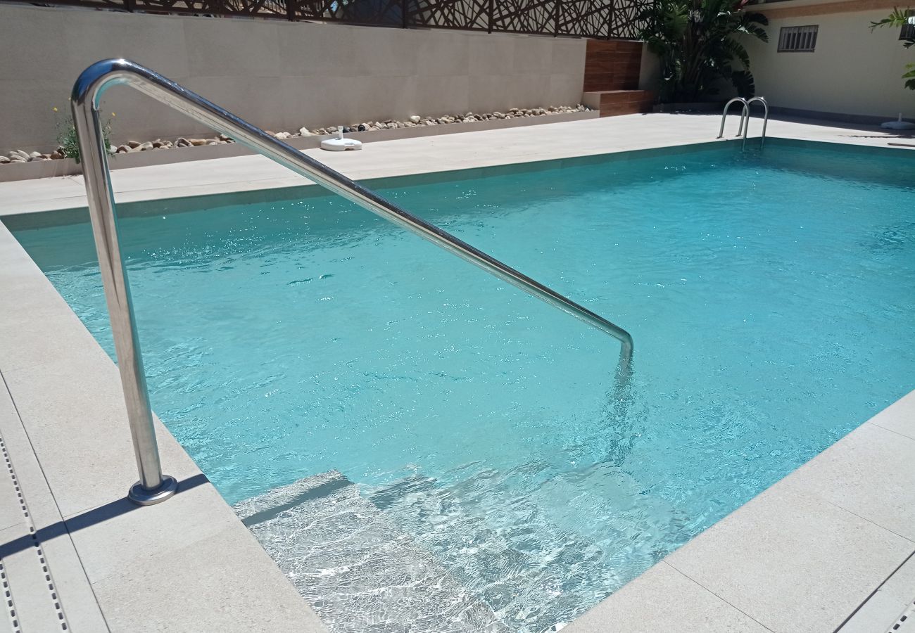 Apartamento en Playa de Gandía - 1.Mikonos IV 9º pta.27