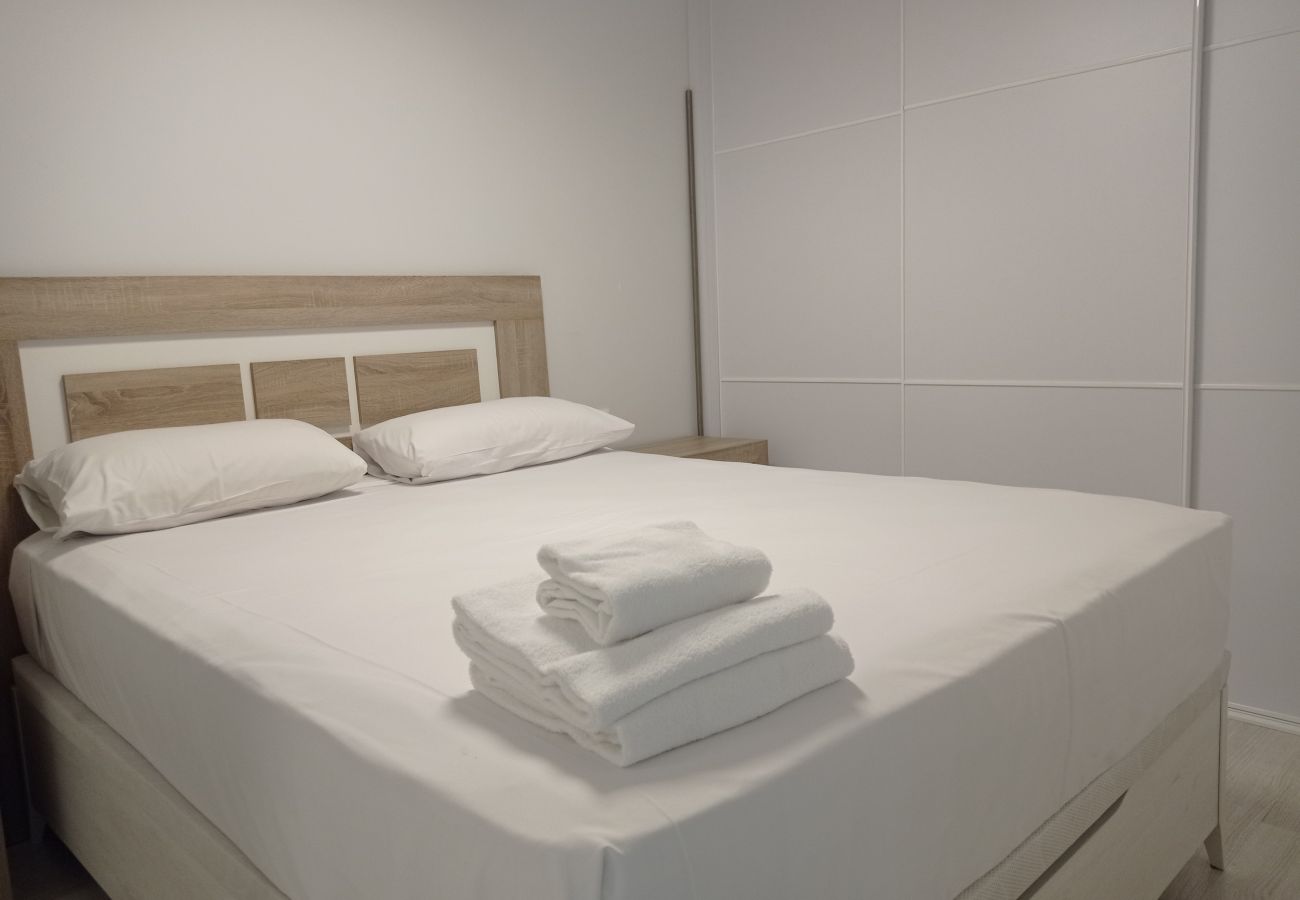 Apartamento en Playa de Gandía - 1.Mikonos IV 9º pta.27