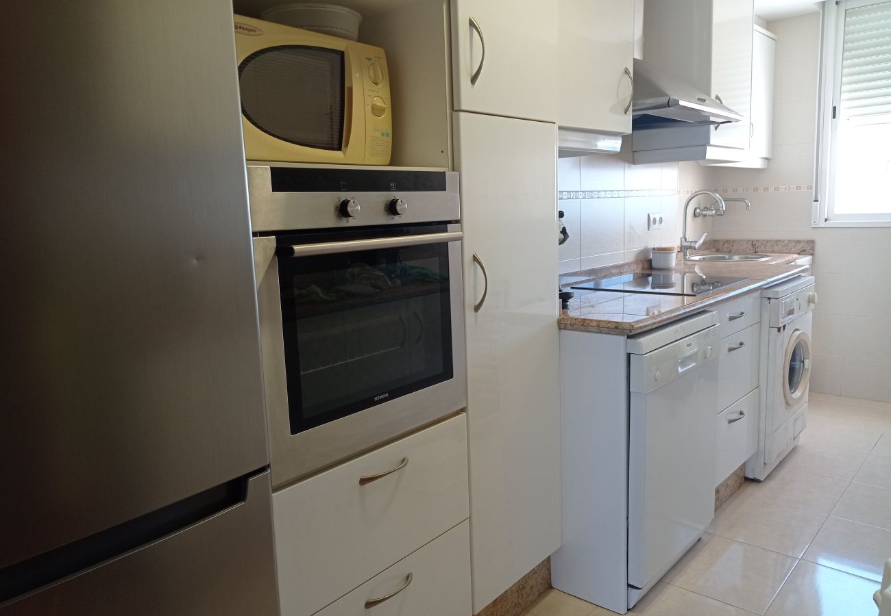 Apartamento en Playa de Gandía - 1.Bahamas I esc.II 8º pta.15