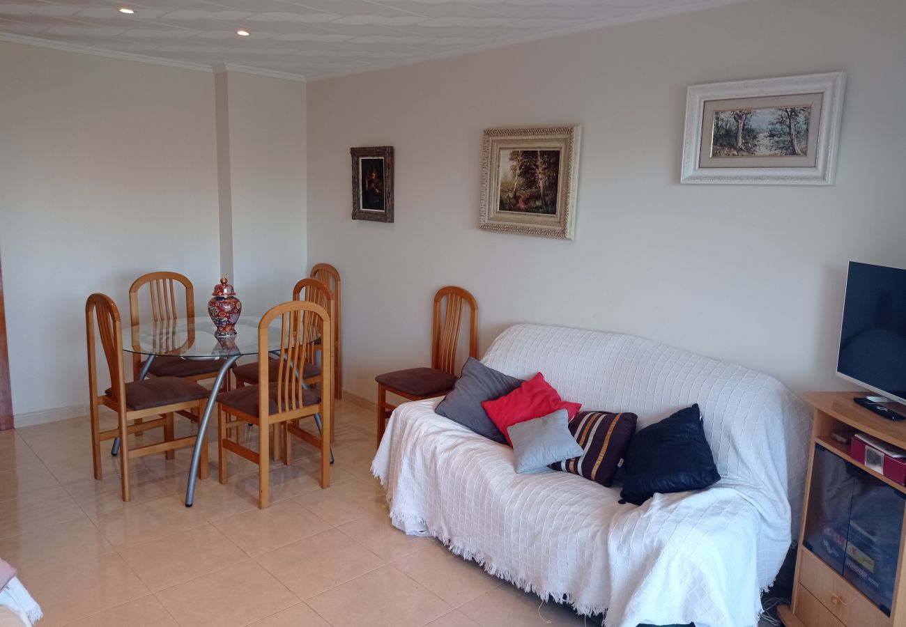 Apartamento en Playa de Gandía - 1.Bahamas I esc.II 8º pta.15