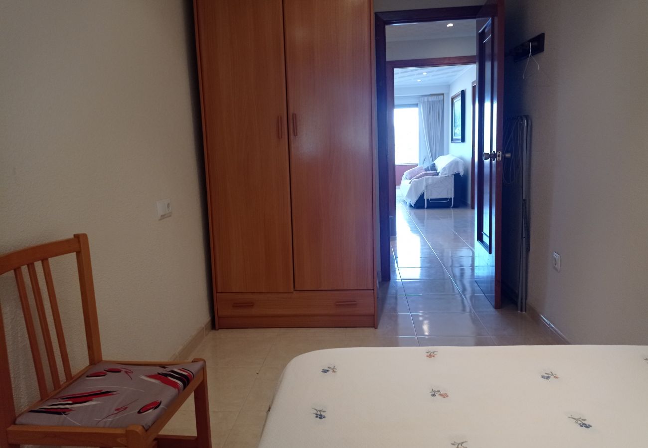 Apartamento en Playa de Gandía - 1.Bahamas I esc.II 8º pta.15