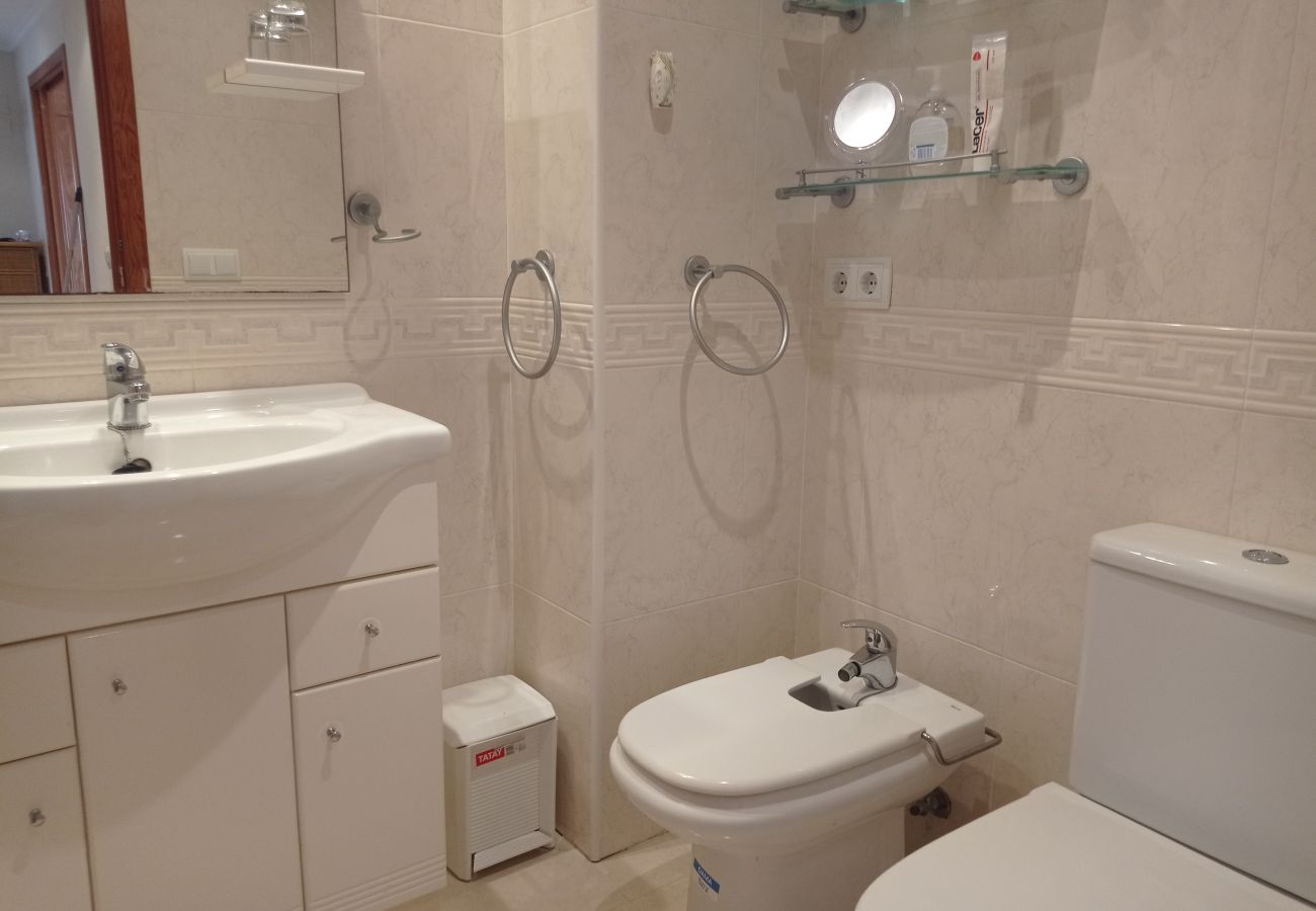 Apartamento en Playa de Gandía - 1.Bahamas I esc.II 8º pta.15