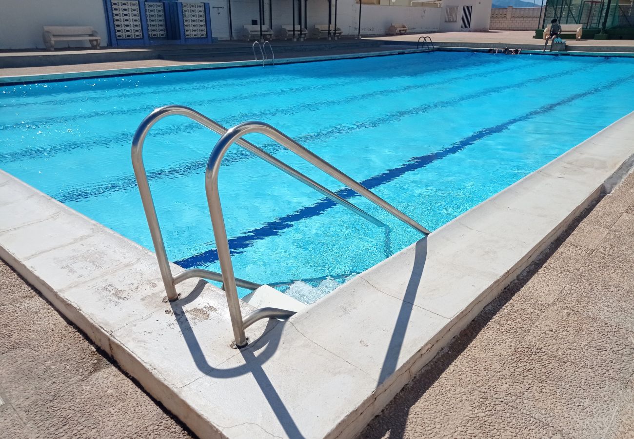 Apartamento en Playa de Gandía - 1.Bahamas I esc.II 8º pta.15