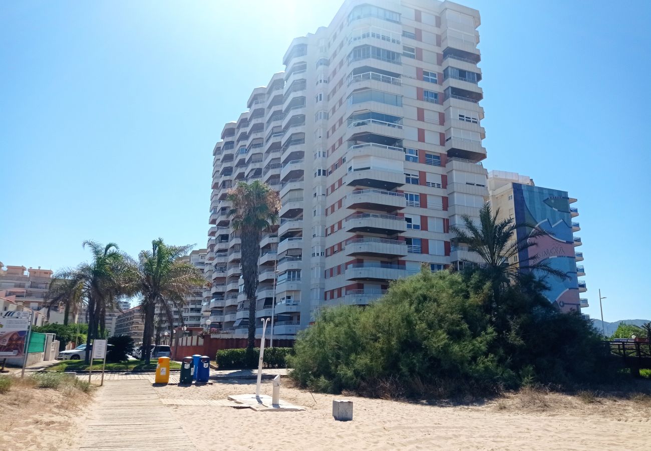 Apartamento en Playa de Gandía - 1.Bahamas I esc.II 8º pta.15