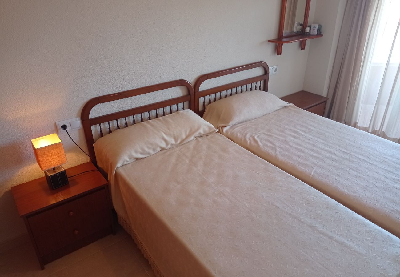 Apartamento en Playa de Gandía - 1.Bahamas I esc.II 8º pta.15