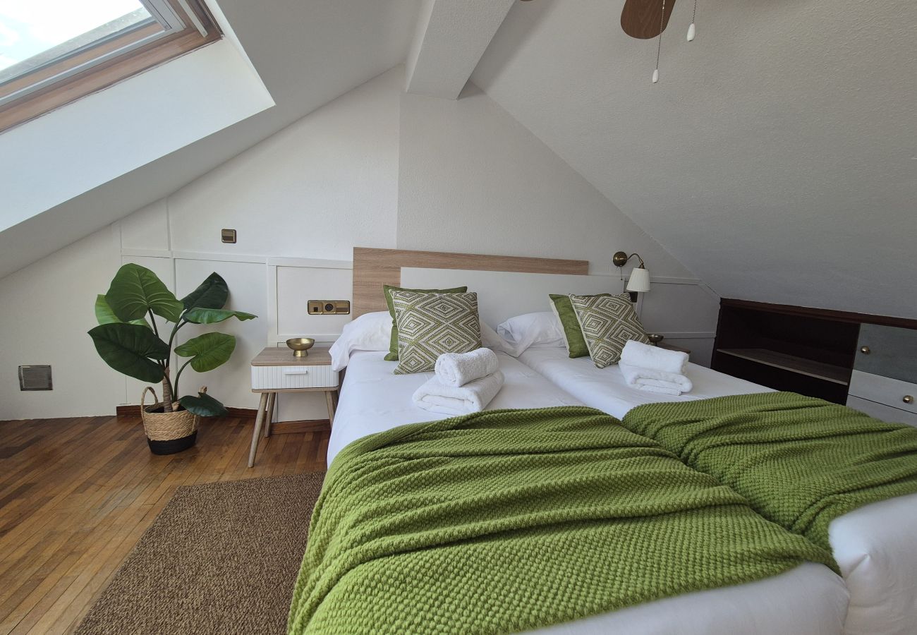 Apartamento en Gijón - 1C152 El Mirador Apartamento Triplex