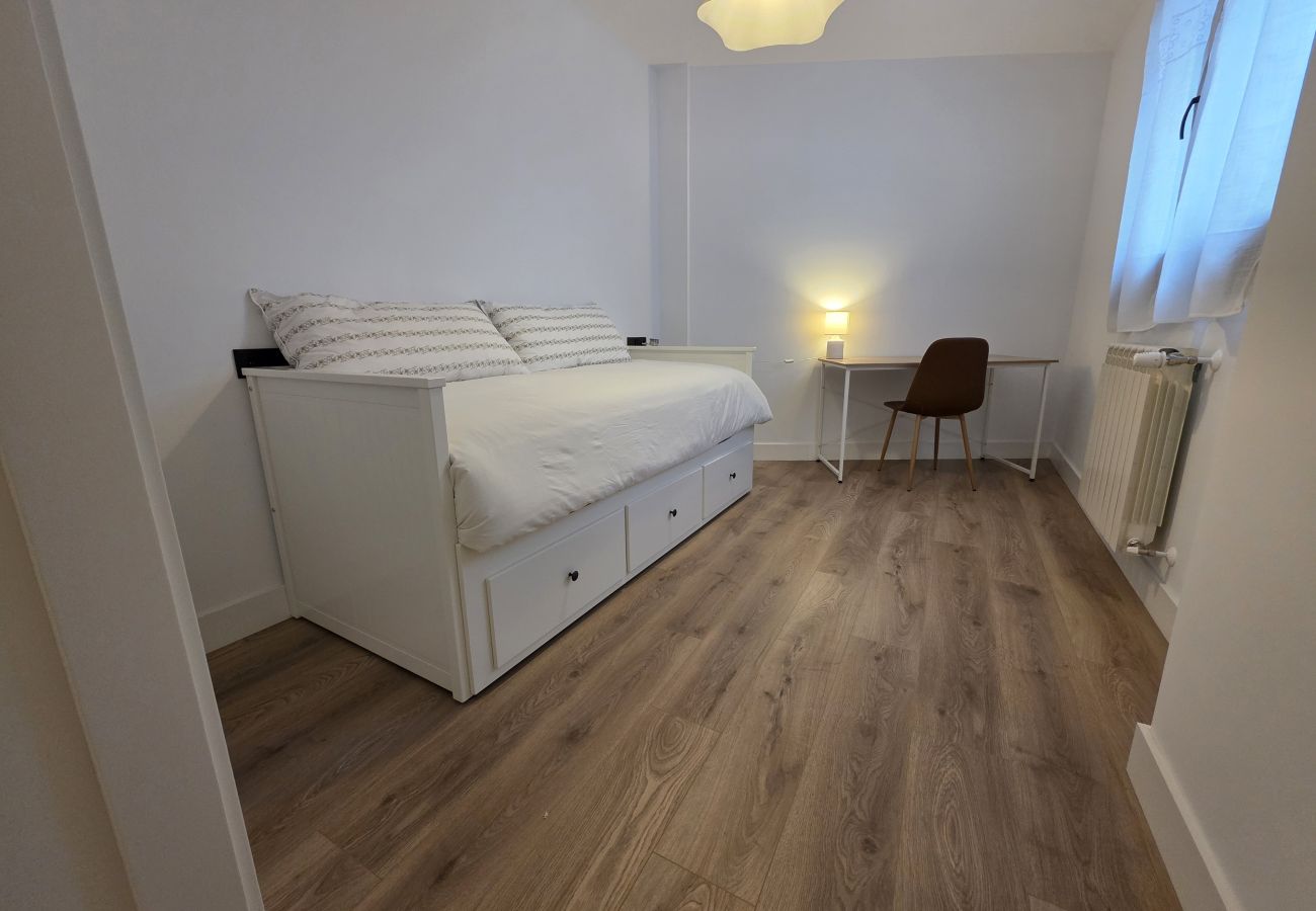 Apartamento en Gijón - 1A160 ALQUILER DE TEMPORADA