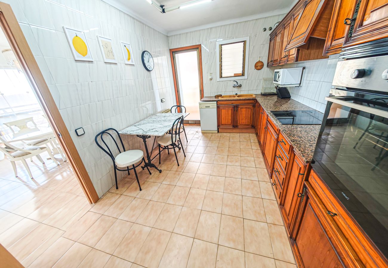 Apartamento en Salou - LES COLUMNES