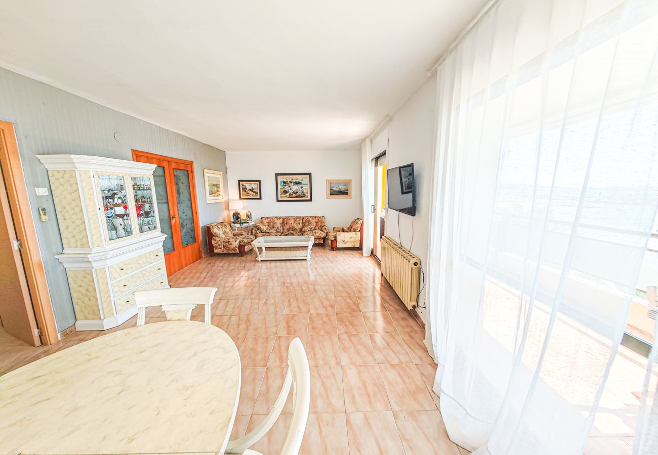 Apartamento en Salou - LES COLUMNES