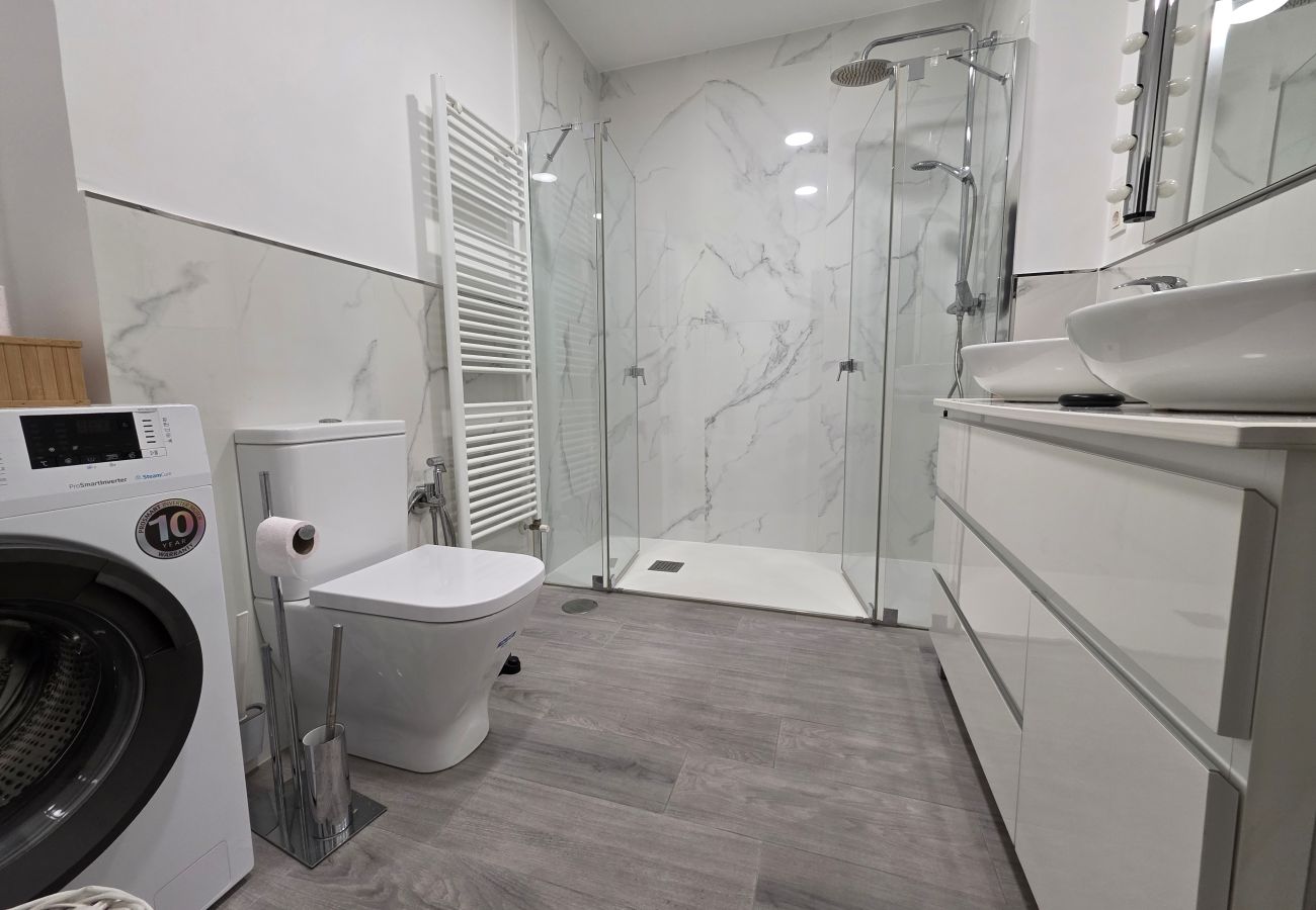 Apartamento en Gijón - 1A165 Moderno y coqueto apartamento con garaje