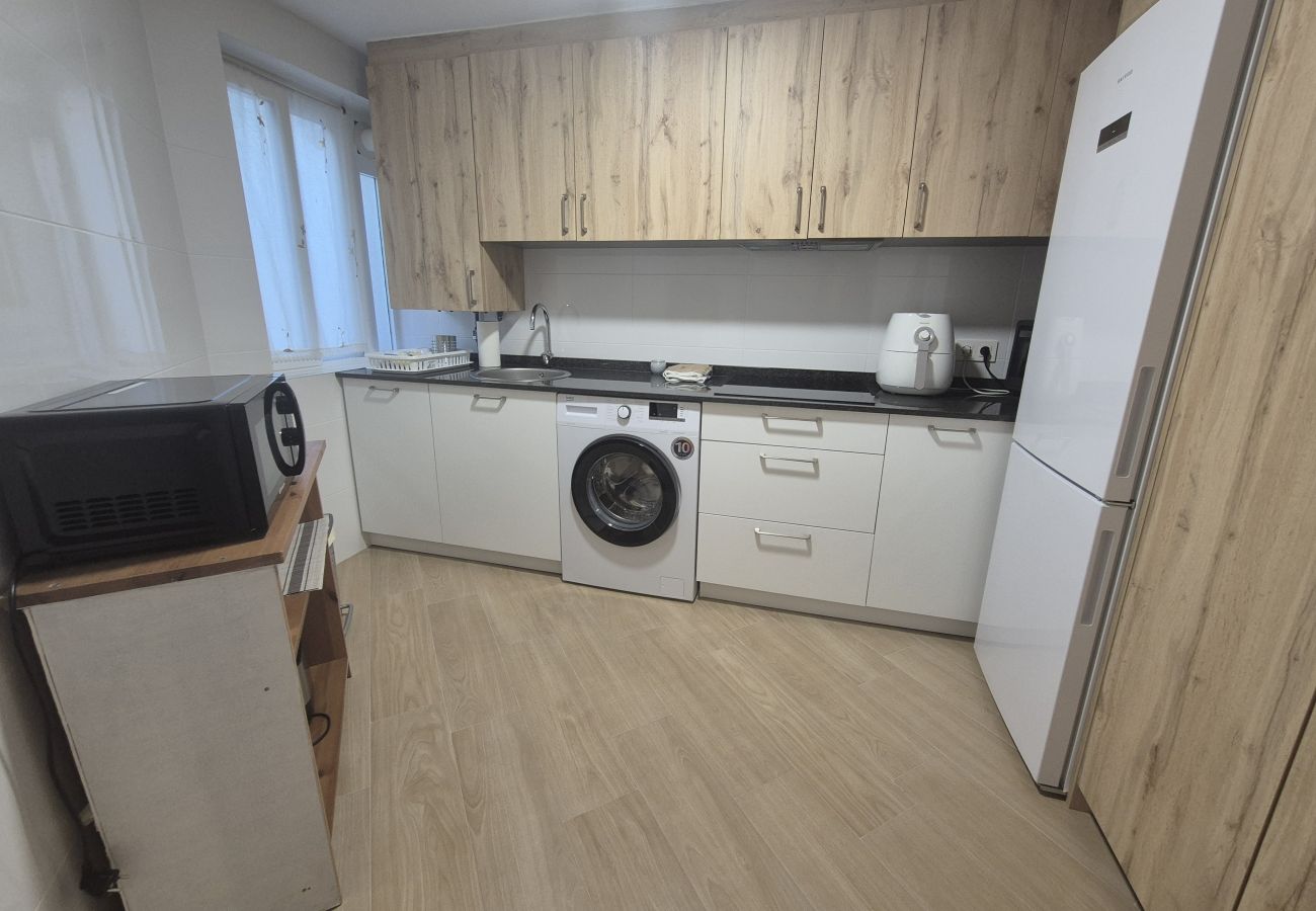 Apartamento en Gijón - 1A166 ALQUILER TEMPORADA Apartamento recién reform