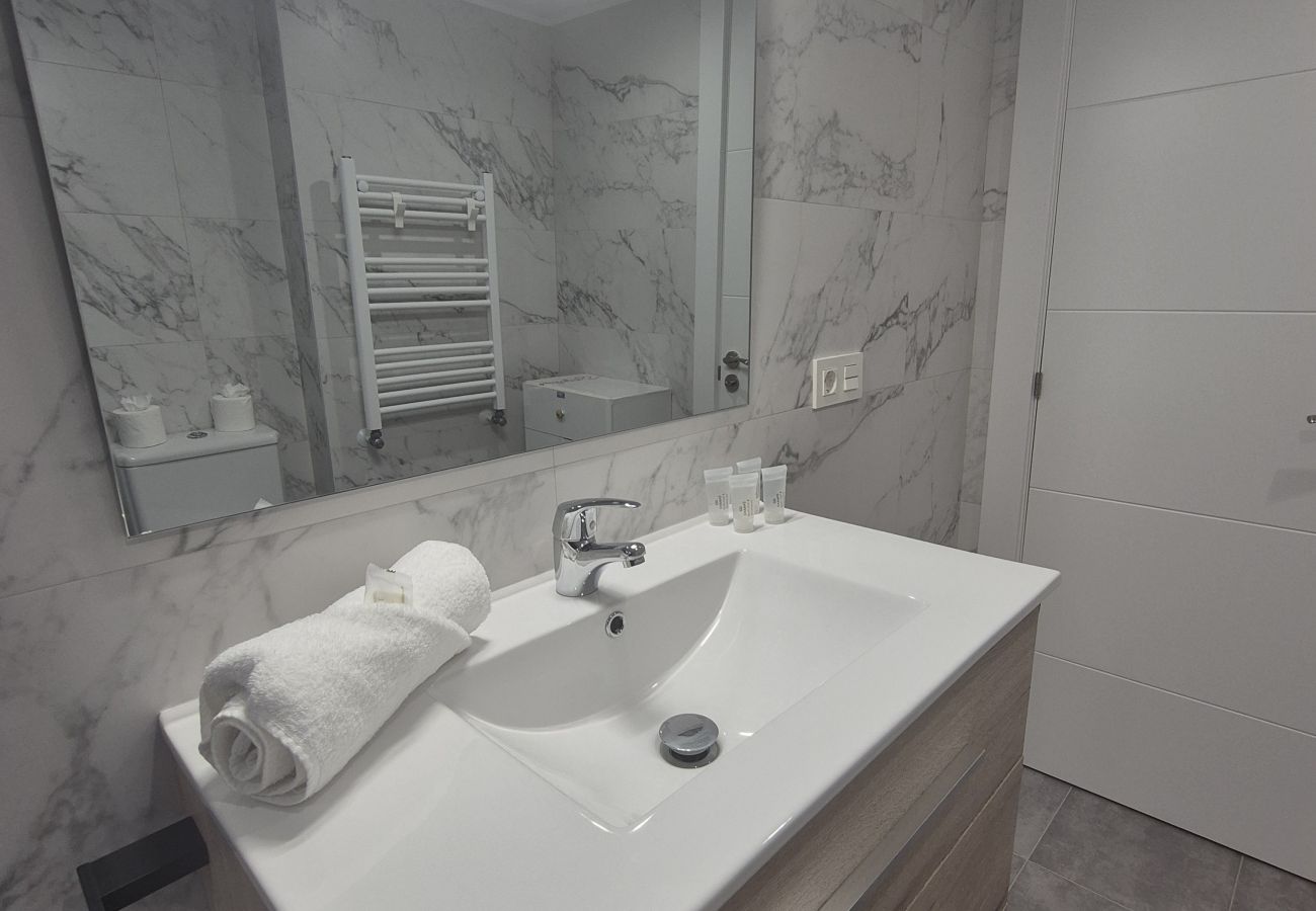 Apartamento en Gijón - 1A166 ALQUILER TEMPORADA Apartamento recién reform