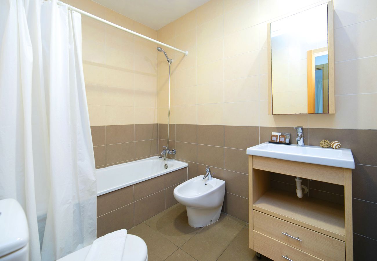 Apartamento en Calpe - Borumbot 8.0.3 Vista Piscina