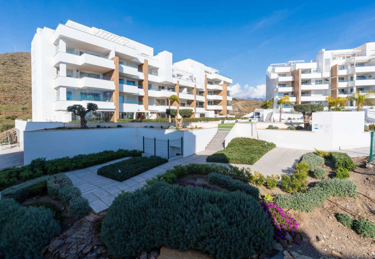 Apartamento en Torrox Costa - Luxury Pool View Isea 1111