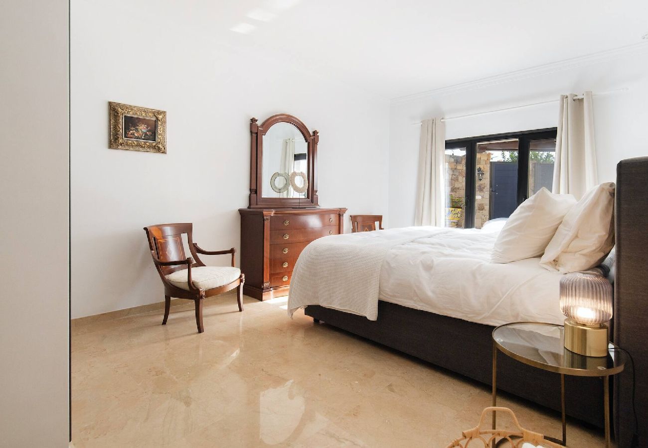 Villa en Marbella - 3310 Villa Flores (r3261154)