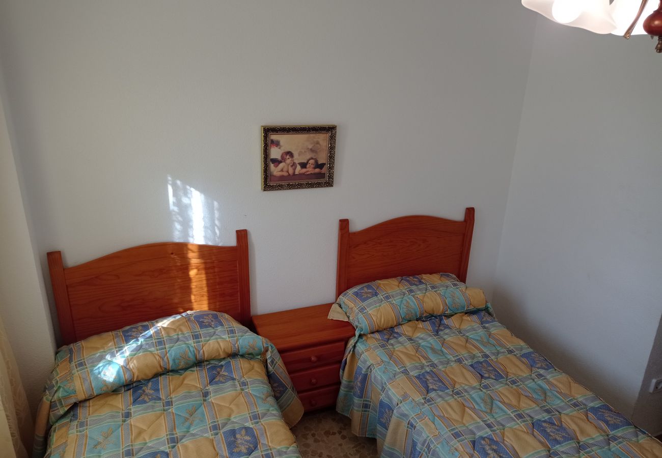 Apartamento en Playa de Gandía - 1.Rioja Salinas III esc.2 5º D