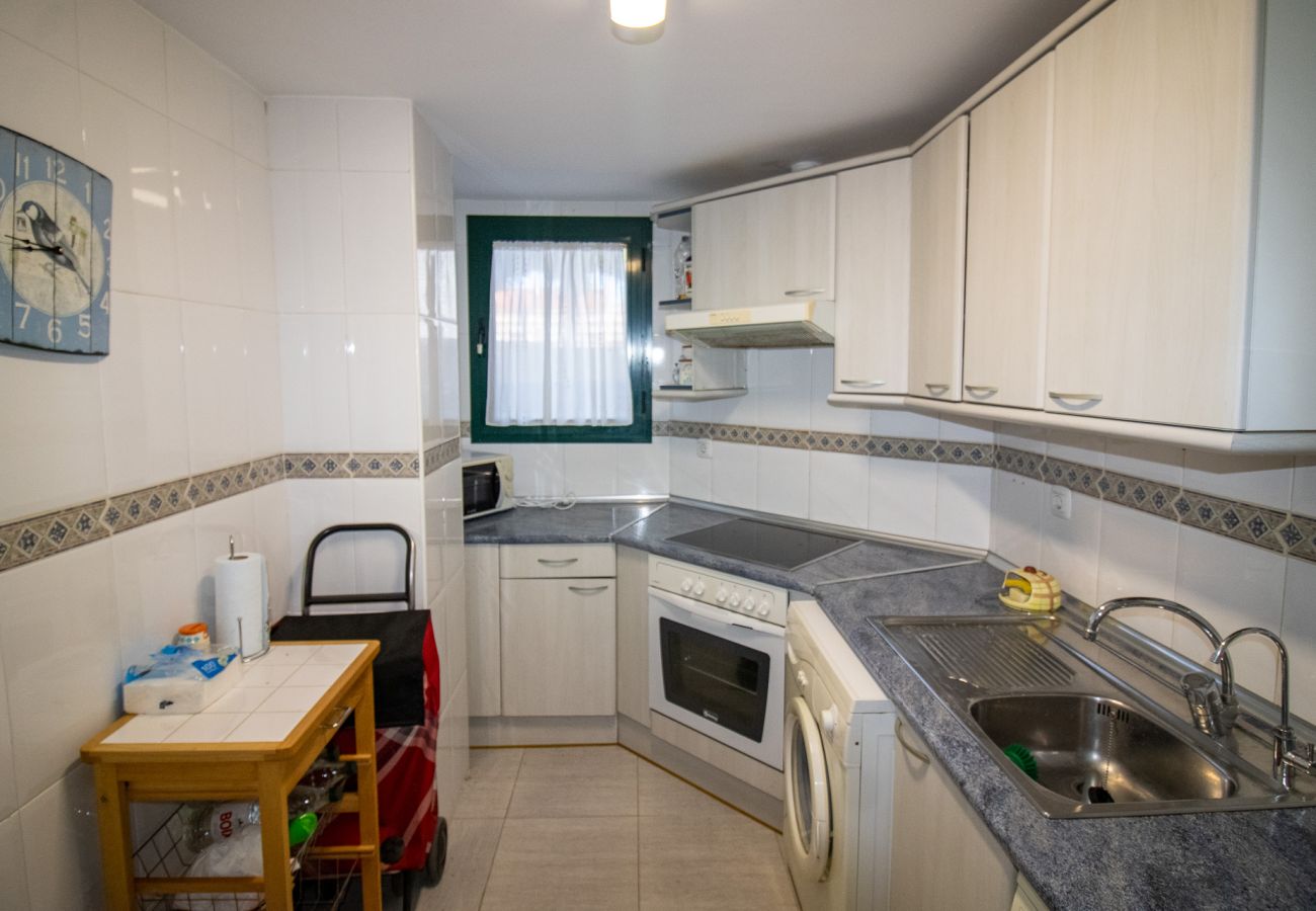 Apartamento en Alcoceber / Alcossebre - Bajo frente a la piscina - Playa Cargador