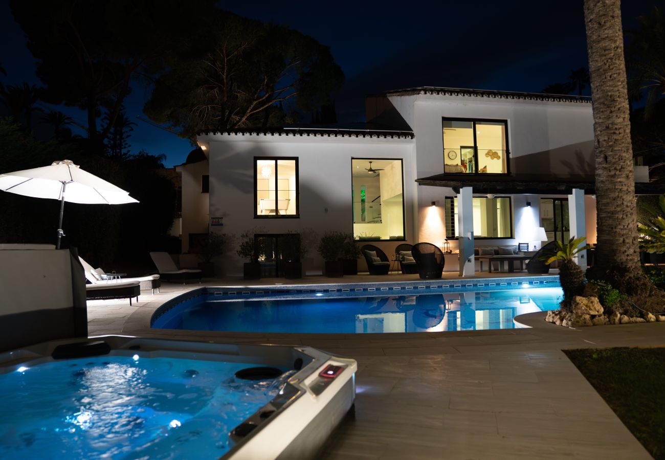 Villa en Nueva andalucia - 3320 Villa Karma