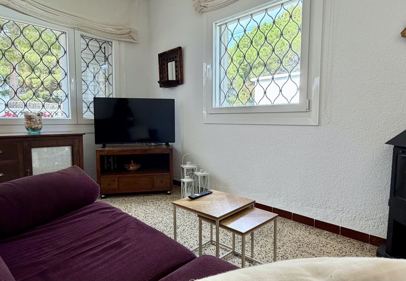 Casa adosada en L'Escala - CASA EDNA