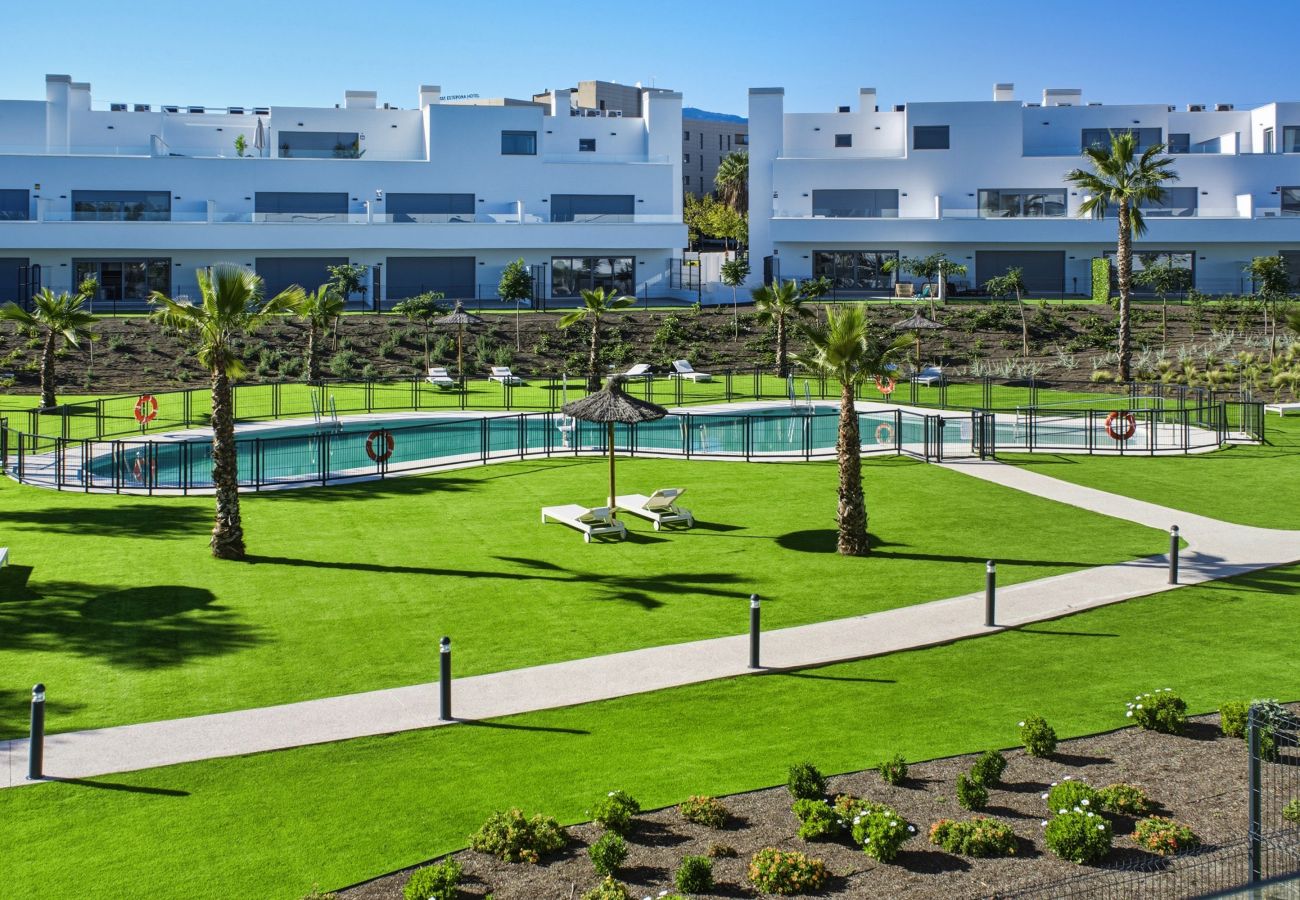 Apartamento en Estepona - 3024 Bright apartment with terrace and pool