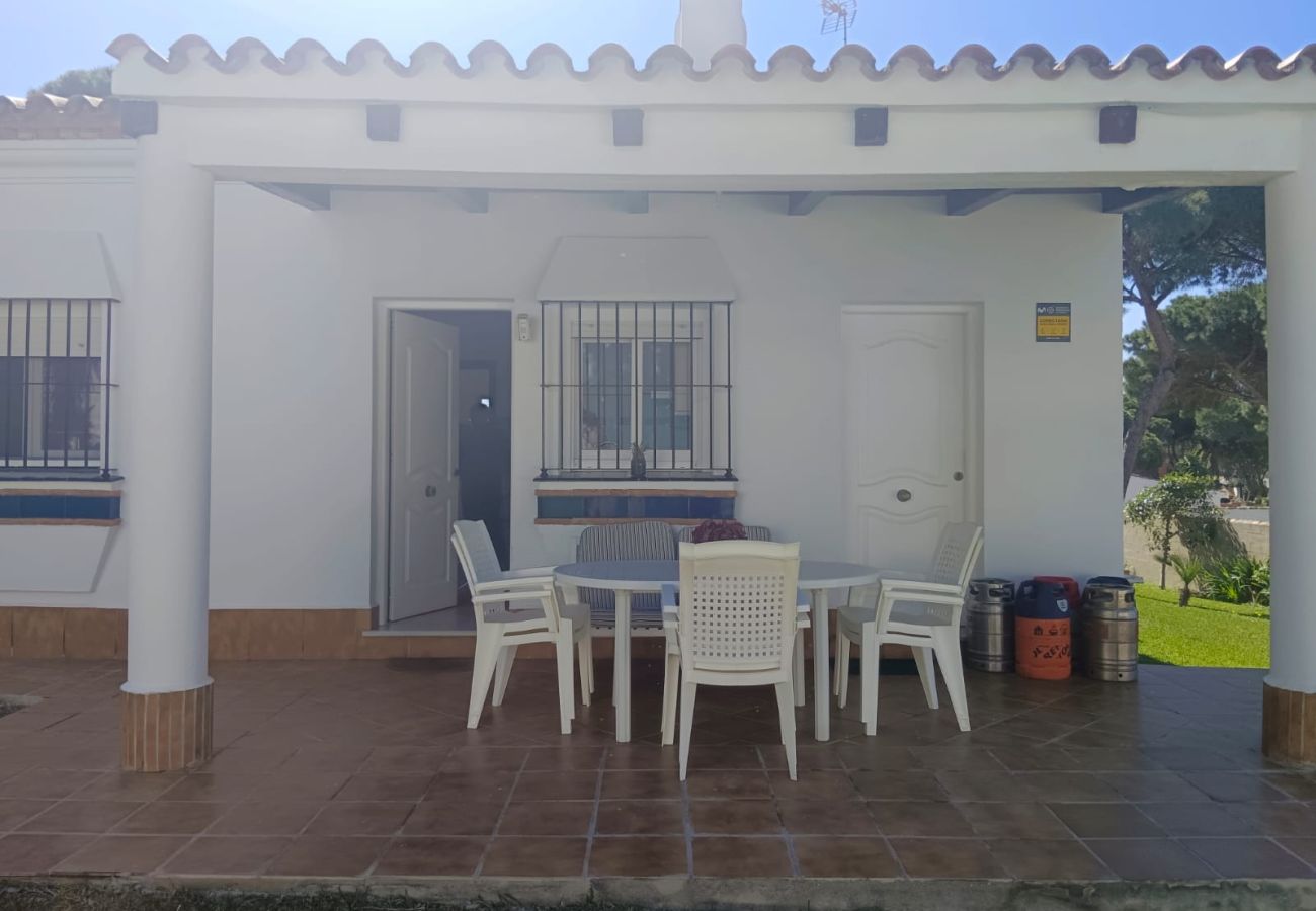 Chalet en Chiclana de la Frontera - R012 MORENA